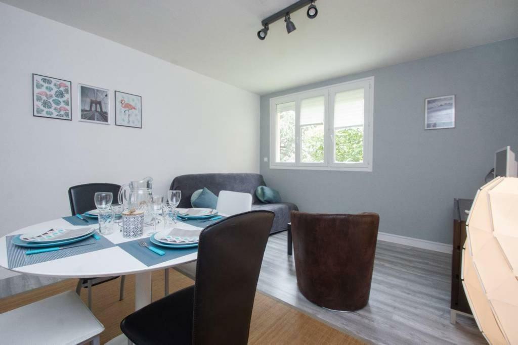 Appartement 2 Chambres - Parking Prive Rennes Buitenkant foto